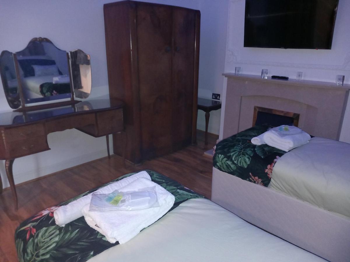 Luxury Holiday Home, Near Beach Саутенд-он-Си Экстерьер фото