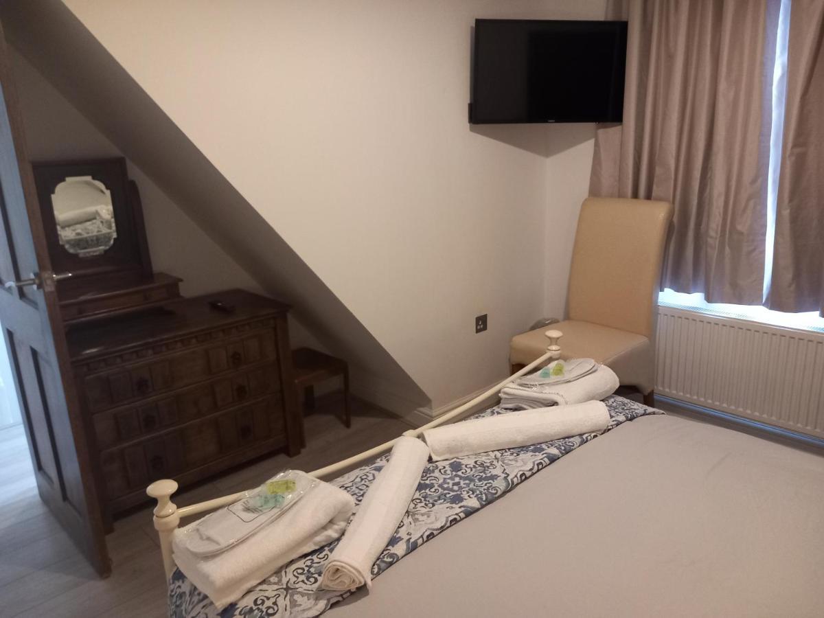Luxury Holiday Home, Near Beach Саутенд-он-Си Экстерьер фото