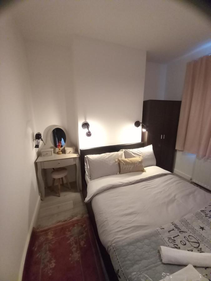 Luxury Holiday Home, Near Beach Саутенд-он-Си Экстерьер фото